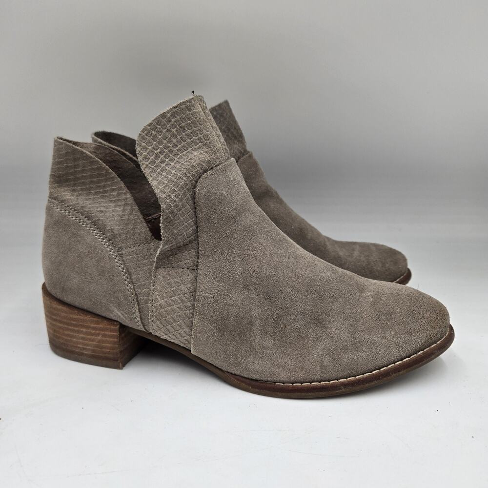 Seychelles Ankle Boots Womens 8 Gray Suede Leather Embossed Block Heel Zip